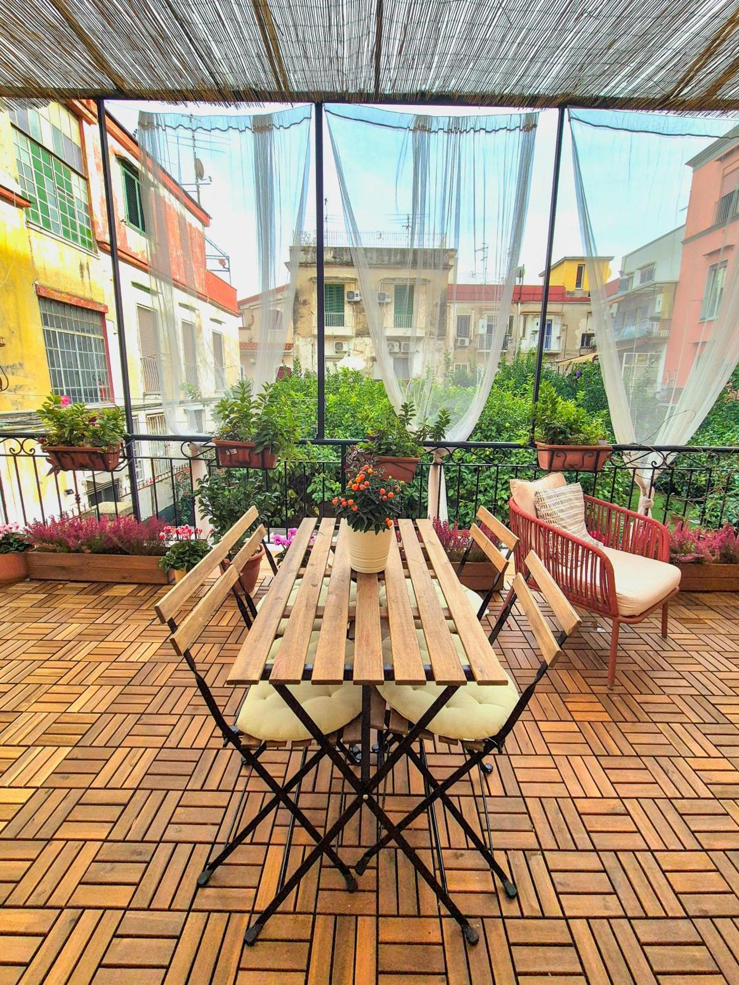 Ferienwohnung La Terrazza Al Museo Neapel Exterior foto